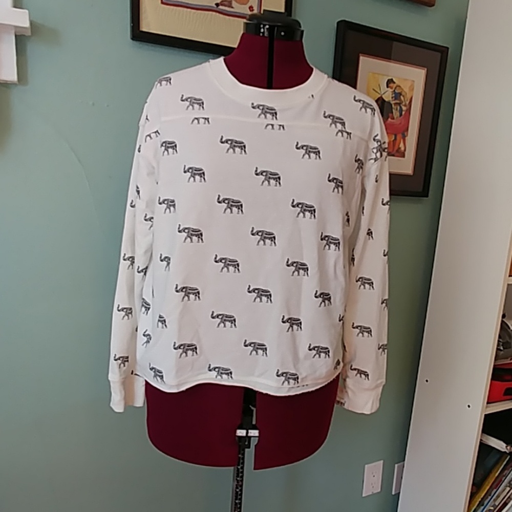NWT Elephant crop top - Picture 2 of 4